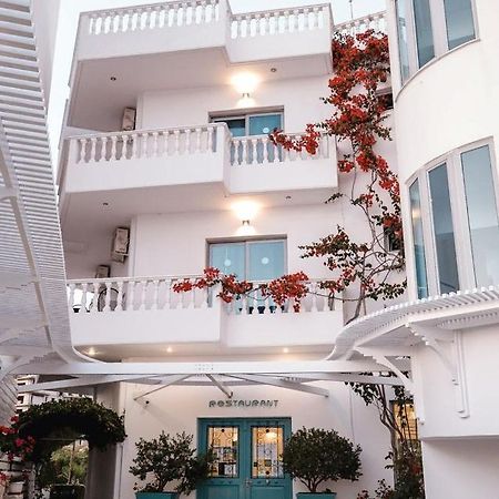 Harmony Hotel Sarande Ngoại thất bức ảnh