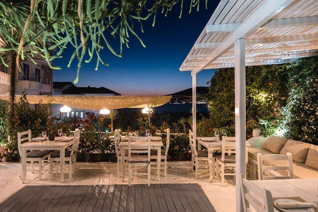 Harmony Hotel Sarande Ngoại thất bức ảnh